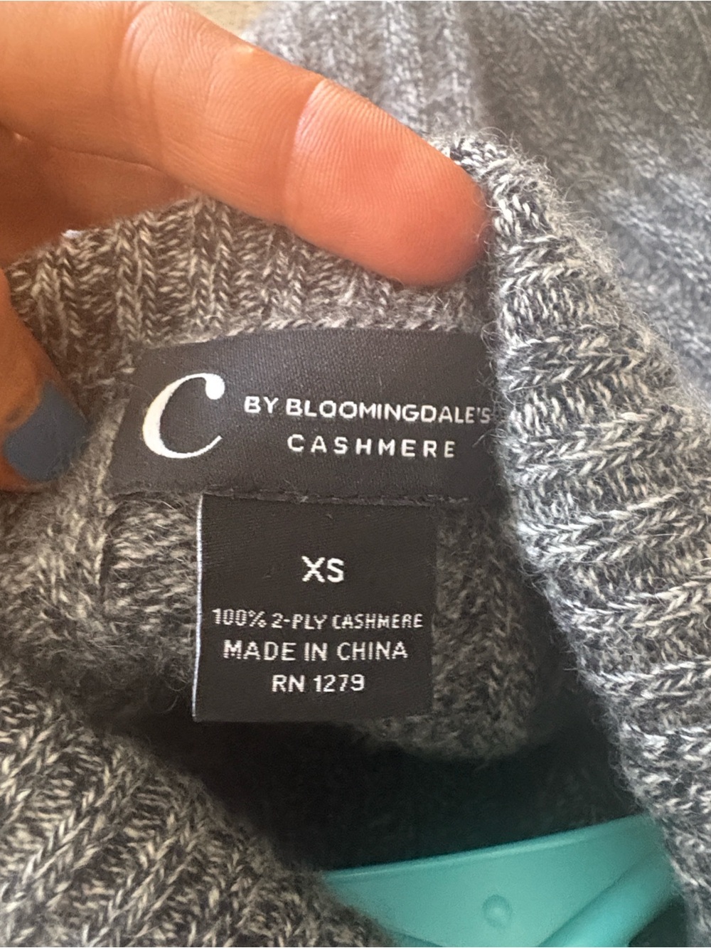 Bloomingdale's Gray Cashmere Cowl Turtleneck Sweater